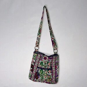 Vera Bradley crossbody bag fun floral pattern purple red clean inside versatile
